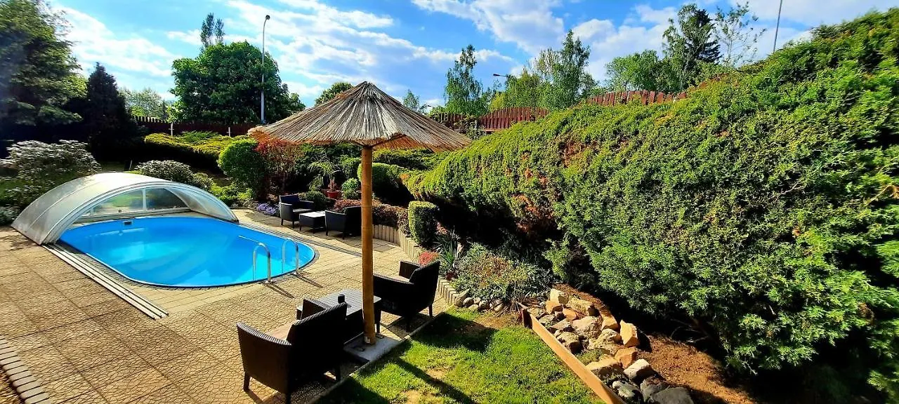 Pool Apartments Karlsbad